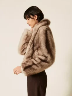 Alternative view of GIACCA IN FAUX FUR TWINSET