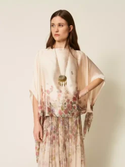Alternative view of PONCHO TWINSET