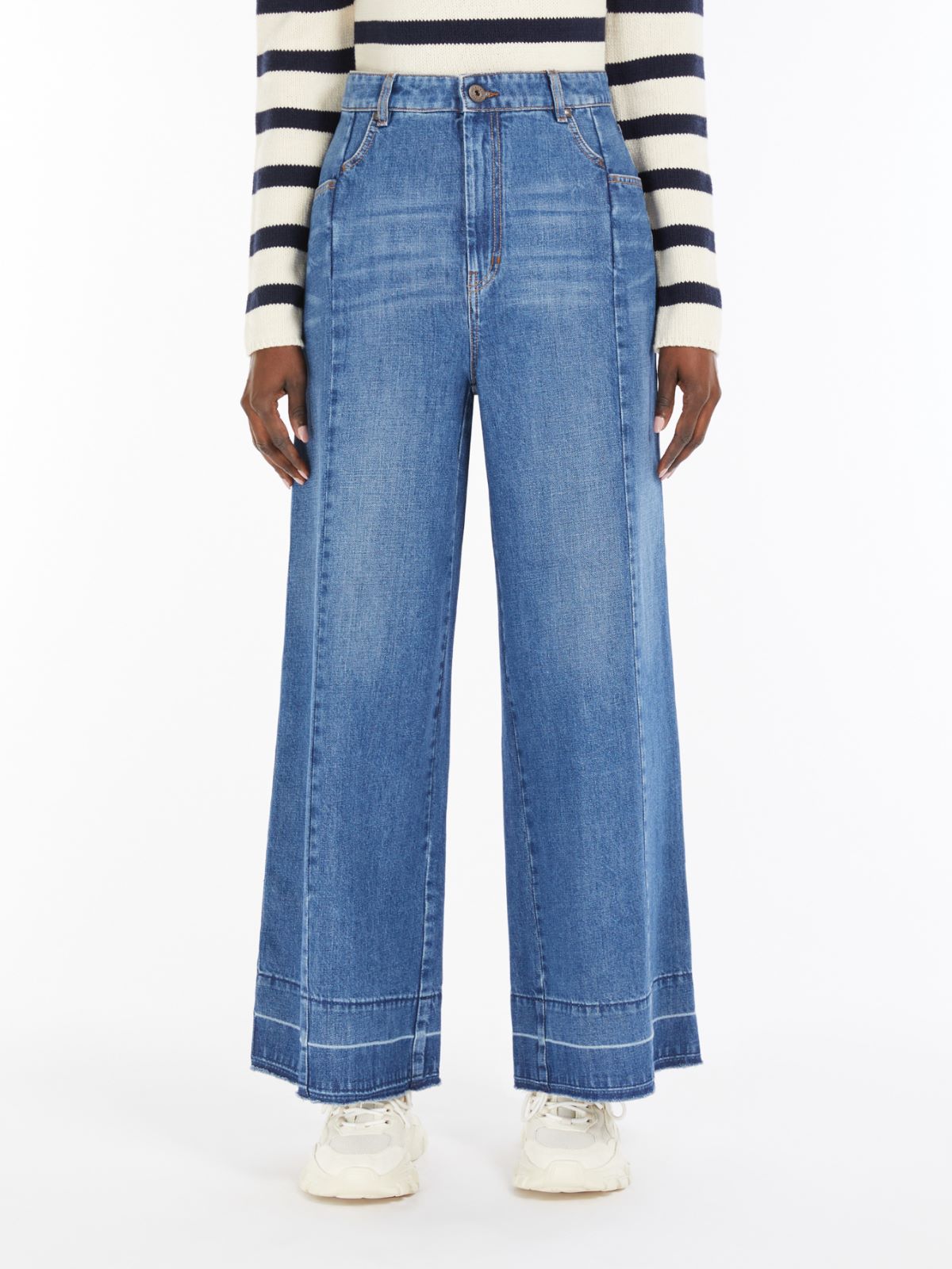 JEANS WEEKEND MaxMara Agenda