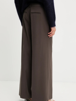 Alternative view of PANTALONI BLUGIRL BLUMARINE