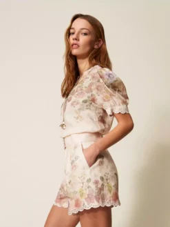 Alternative view of SHORTS TWINSET